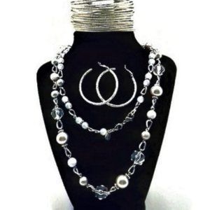 Lia Sophia Necklace and Accessories Bundle